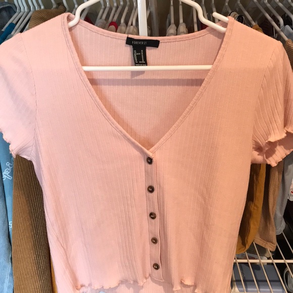 Cropped Button-Up Tee - Picture 2 of 3